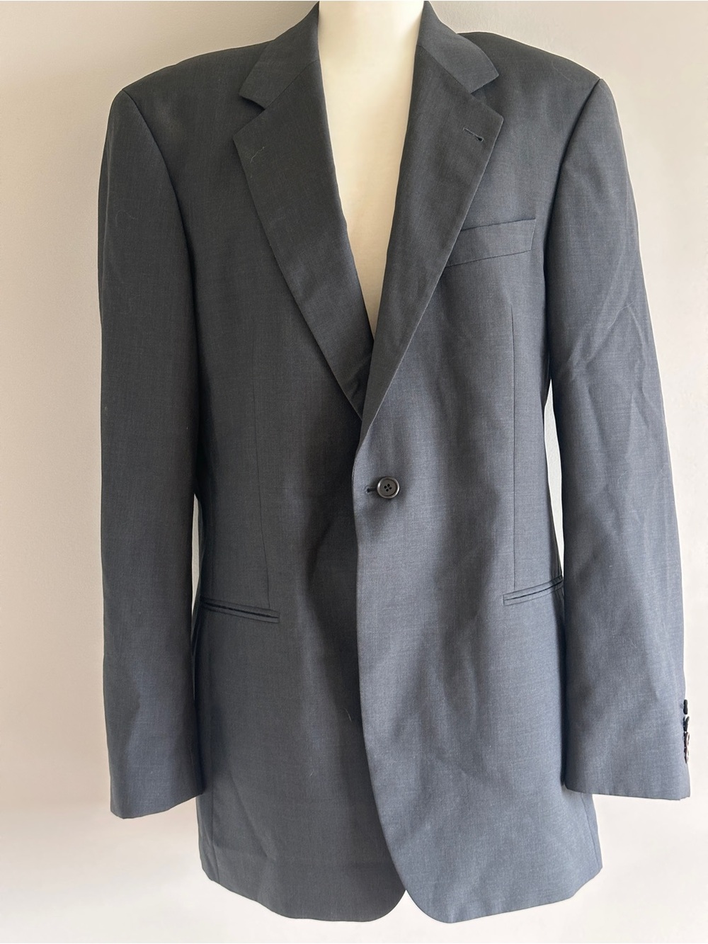Vintage Hugo Boss 100% Pure Wool Dark Gray Single-Button Suit Blazer